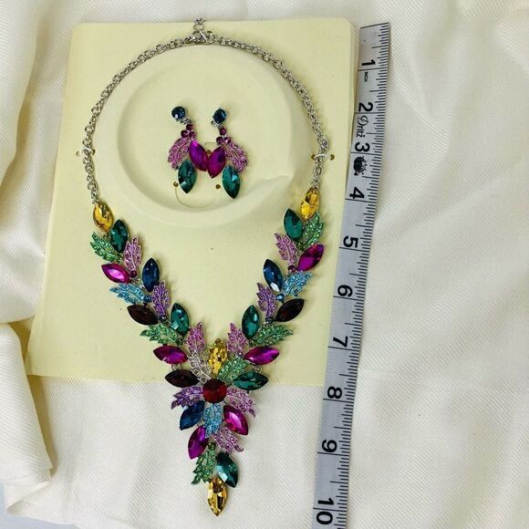 Fashion Jewelry Radiant Gemstone Statement Necklace Set with Earrings Multicolor - Picture 6 of 8
